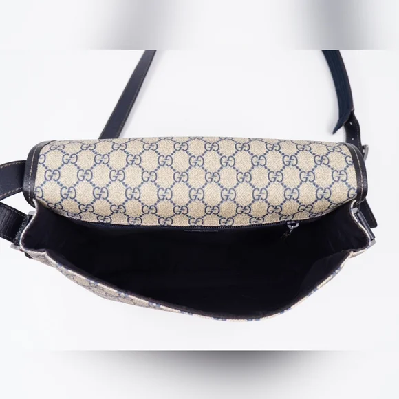 Gucci Beige and Black Messenger Bag - Picture 10 of 15